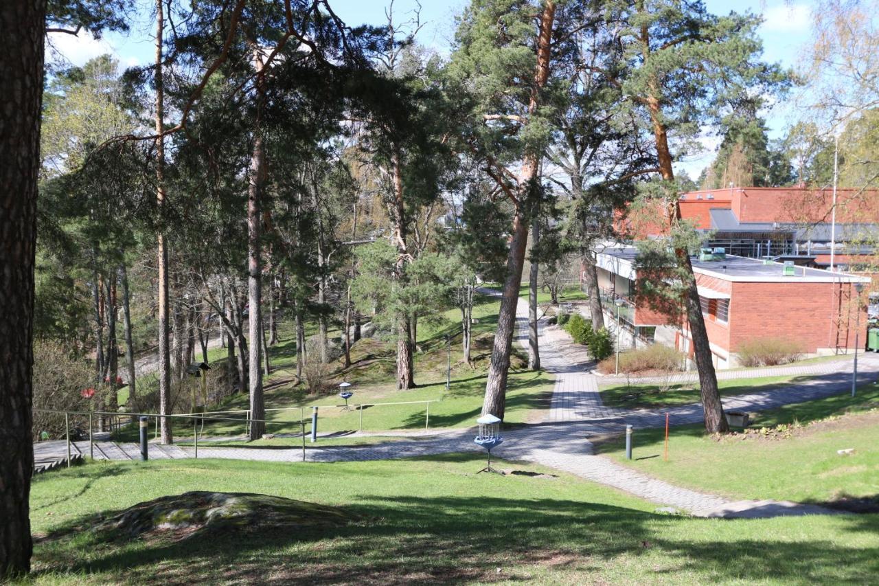 Varala Sports & Nature Hotel Tampere Buitenkant foto